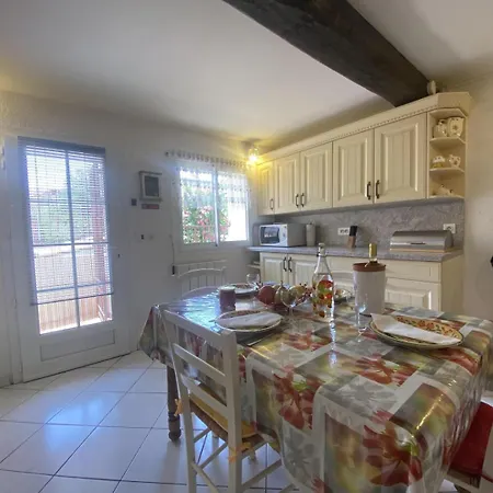 La Paraguere Ferienhaus *